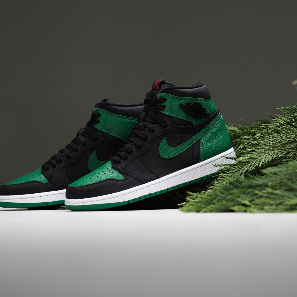 (SOLD) Air Jordan 1 Retro High Pine Green